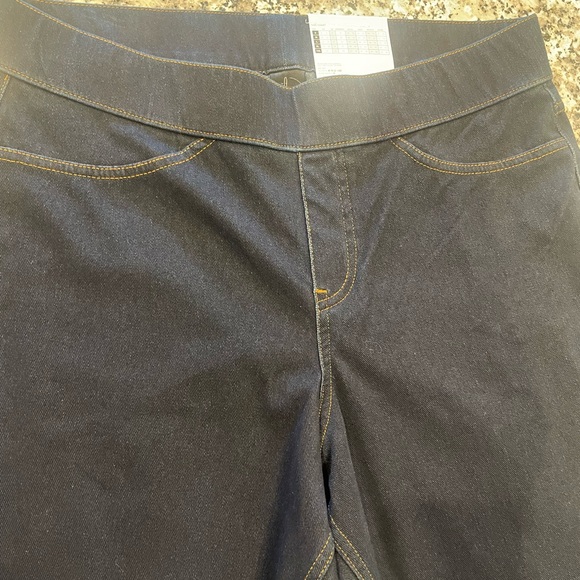 HUE 🦋Dark Blue Jeggings for Women 💙💙💙NWT💙💙 size Large - Picture 11 of 12